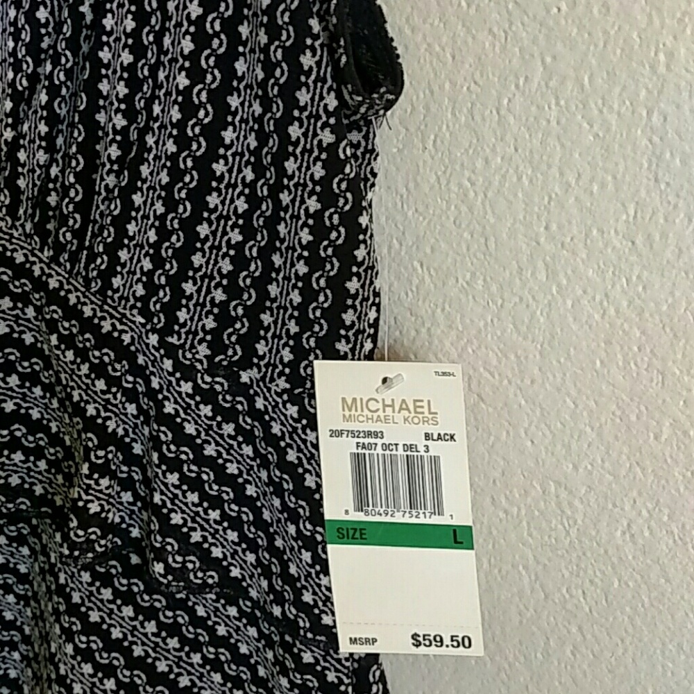 Shirt - Picture 2 of 4